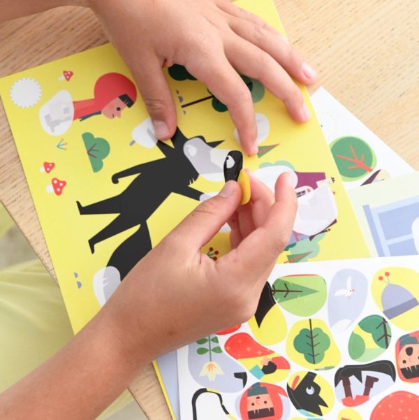 Poppik - Sticker Story Le petit chaperon rouge